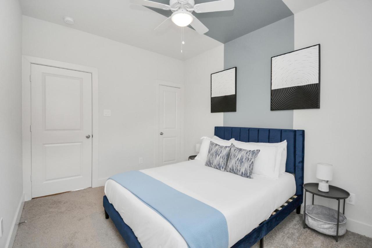 Casa Azure - New Modern 3 Bedroom Med Center, Nrg, Uh Хюстън Екстериор снимка