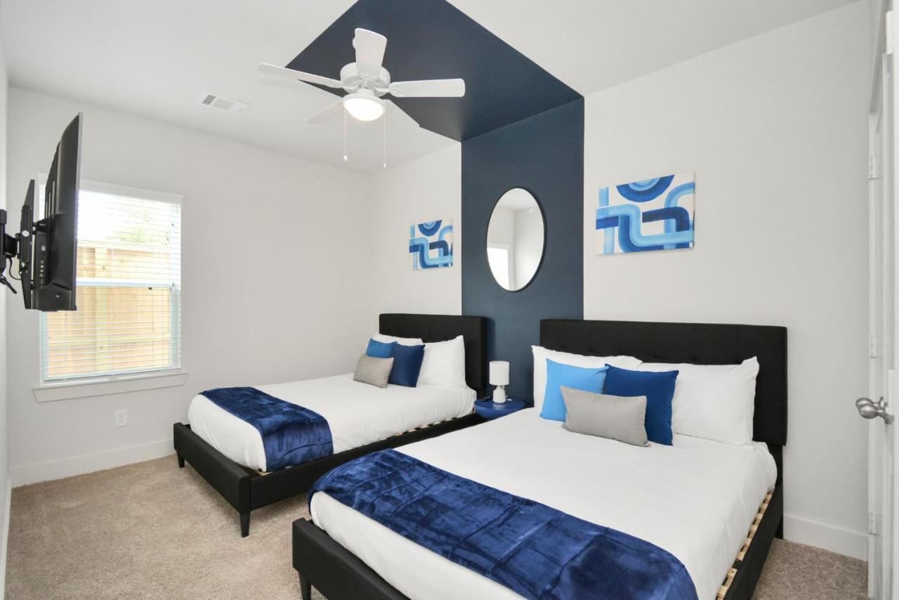 Casa Azure - New Modern 3 Bedroom Med Center, Nrg, Uh Хюстън Екстериор снимка